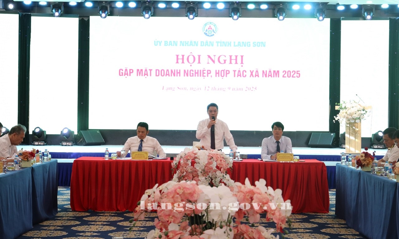 UBND tỉnh gặp mặt doanh nghiệp, hợp tác xã năm 2025
