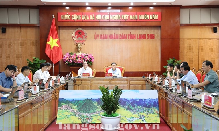 Phiên họp lần thứ hai Ban Chỉ đạo của Chính phủ về phát triển khoa học, công nghệ, đổi mới sáng tạo, chuyển đổi số và Đề án 06: Đẩy mạnh 3 đột phá chiến lược số gồm: thể chế số, hạ tầng số, nhân lực số