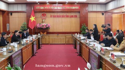 Đồng chí Trần Thanh Nhàn, Phó Chủ tịch UBND tỉnh tiếp và làm việc với đoàn công tác của Bộ Giáo dục và Đào tạo: Gỡ khó trong xây dựng trường học các xã biên giới