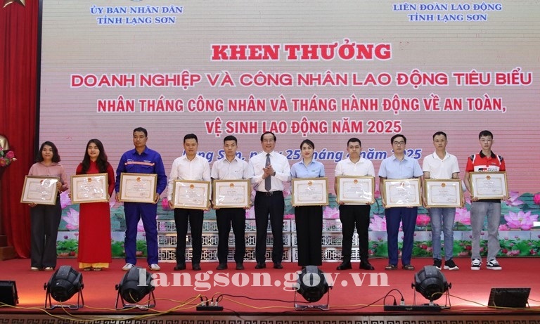 Lễ phát động Tháng Công nhân và Tháng hành động về An toàn, vệ sinh lao động năm 2025