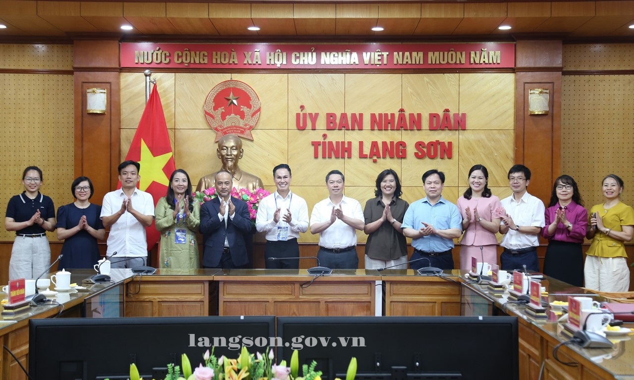 Giới thiệu công nghệ chế biến một số sản phẩm từ phụ phẩm lá dứa