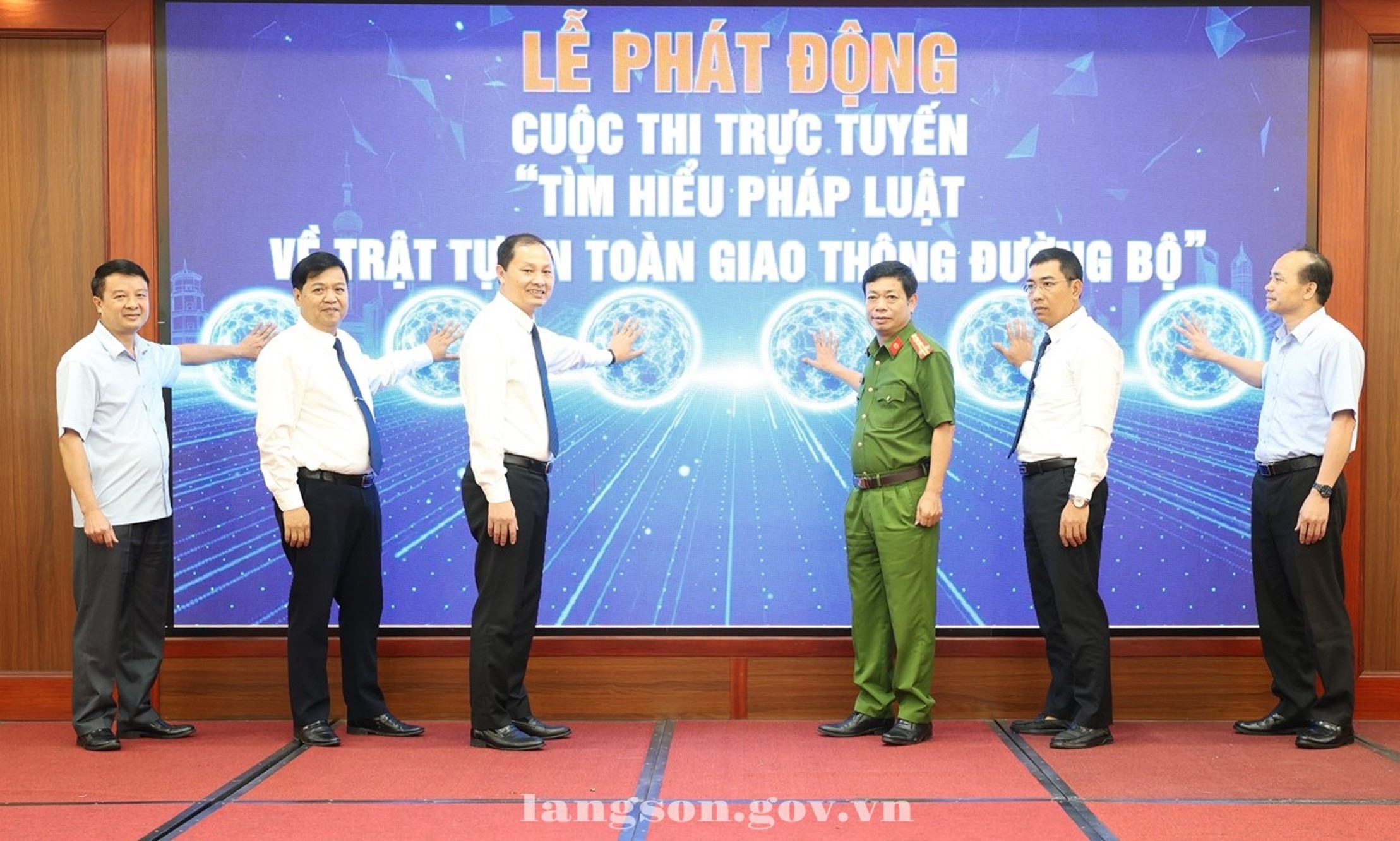 Phát động Cuộc thi "Tìm hiểu pháp luật về trật tự, an toàn giao thông đường bộ"