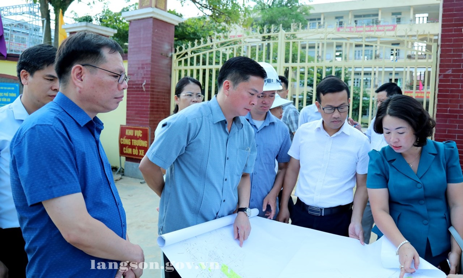 18_8_2026_Dong_chi_Dinh_Huu_Hoc__Pho_Chu_tich_Thuong_truc_UBND_tinh_kiem_tra_tinh_hinh_thuc_hien_du_an_duong_Ly_Thai_To_keo_dai_va_khu_dan_cu__tai_dinh_cu_thanh_pho_Lang_Son_9046f