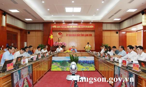 Họp Ban Chỉ đạo Phát triển khoa học công nghệ, đổi mới sáng tạo, chuyển đổi số và Đề án 06
