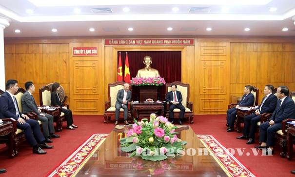Đồng chí Hoàng Văn Nghiệm, Bí thư Tỉnh ủy làm việc với Tập đoàn Xây dựng Thái Bình Dương, Trung Quốc